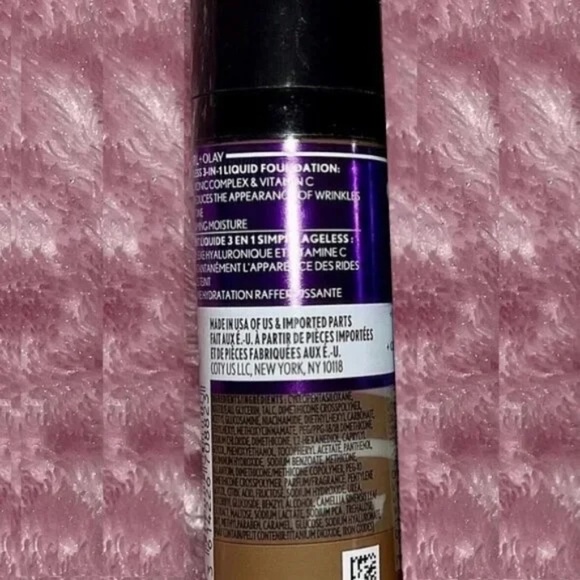 ๐3/$15๐ COVERGIRL +Olay Simply Ageless 3-in-1 Liquid Foundation 275 Soft Sable - Picture 2 of 7